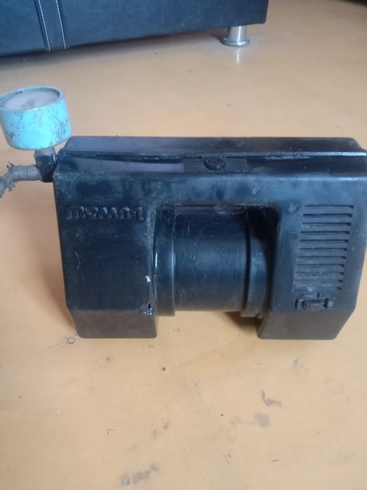 Продам автомобильный компрессор .