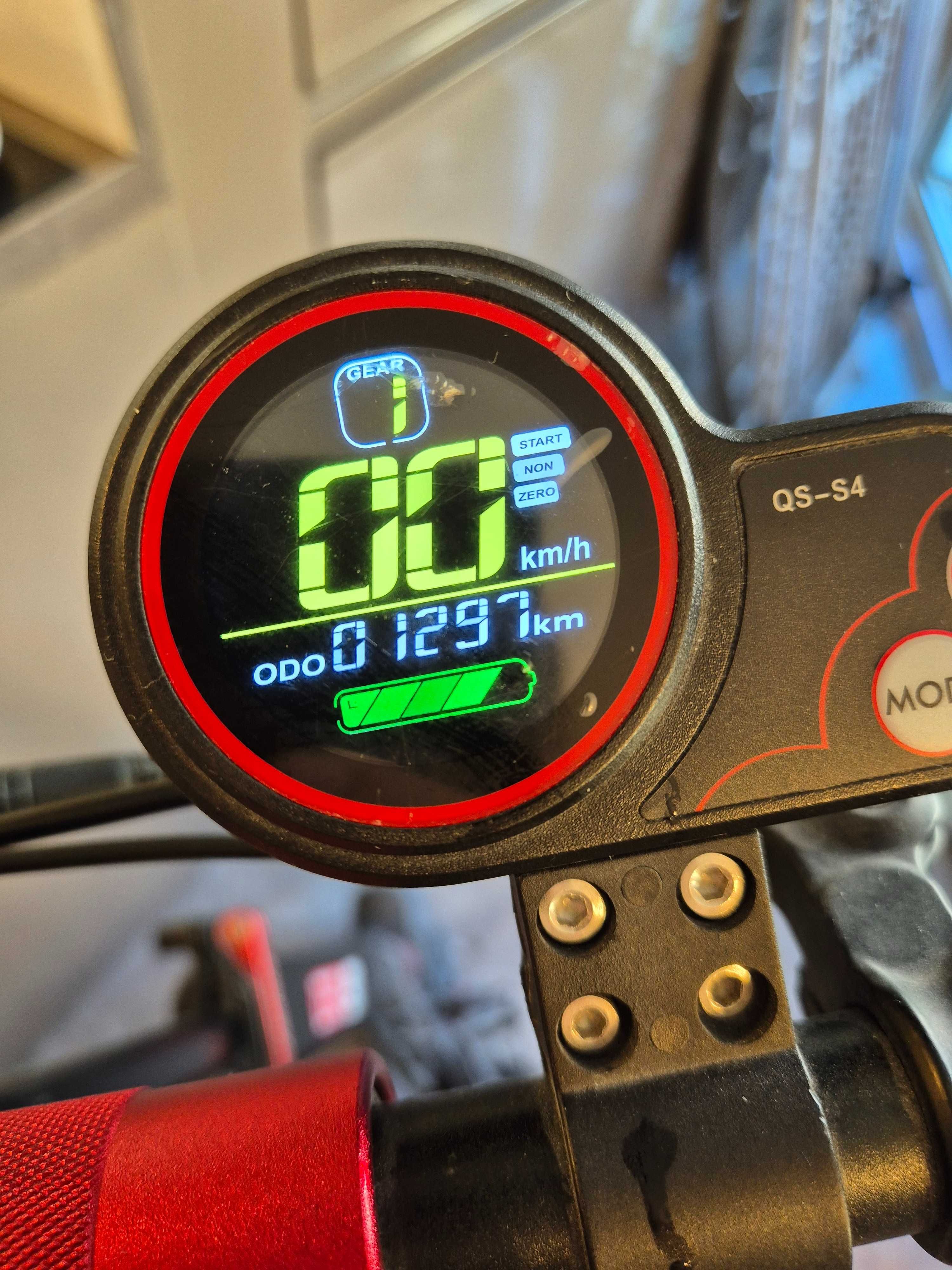 Електрическа тротинетка Zero 9 850W 45км/ч МОЩНА
