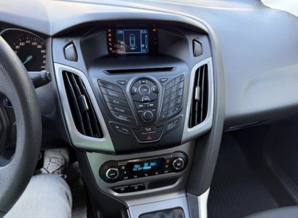 Ford Focus 1,6 benzina Ti Vct motorizare Top ( Nu Ecoboost)