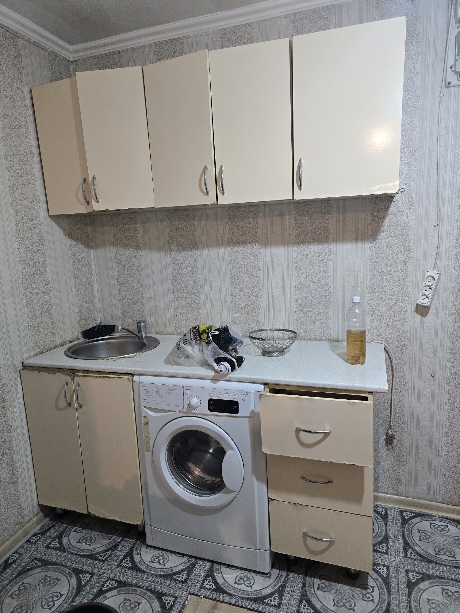 Сдаётся 1 комната (общежитие)