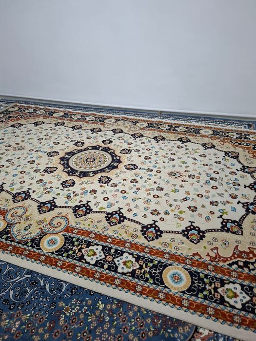 Ковёр в отличном состоянии