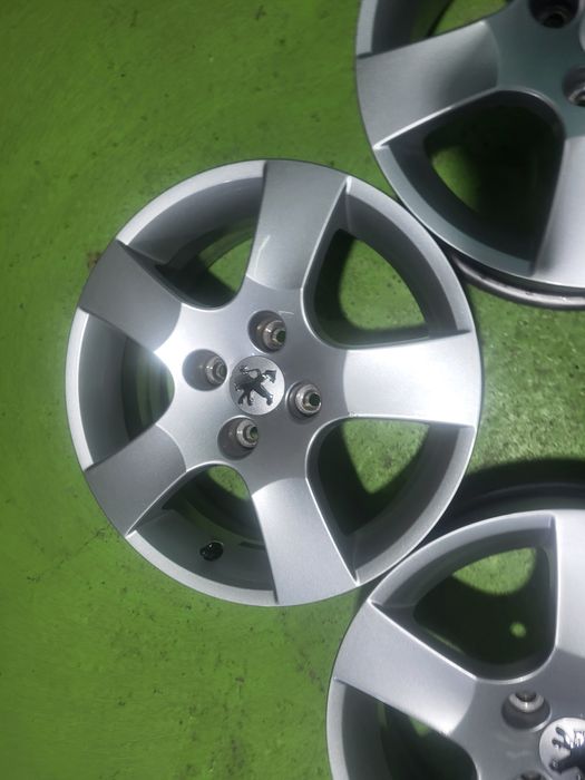 16 4x108 Peugeot лети джанти 4х108 пежо