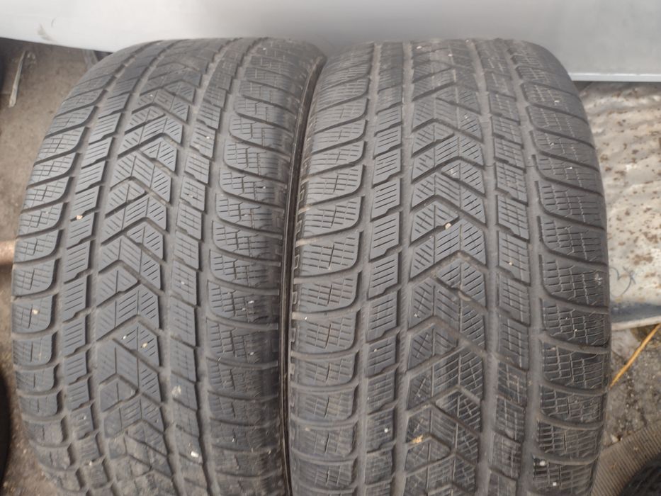 Перфектни 2бр.295/40/21 Pirelli SW dot3119