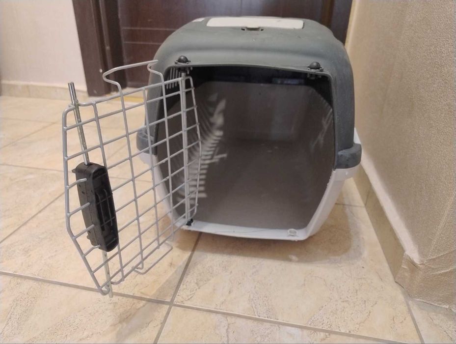 Транспортна кутия за домашни любимци- котка, заек, куче