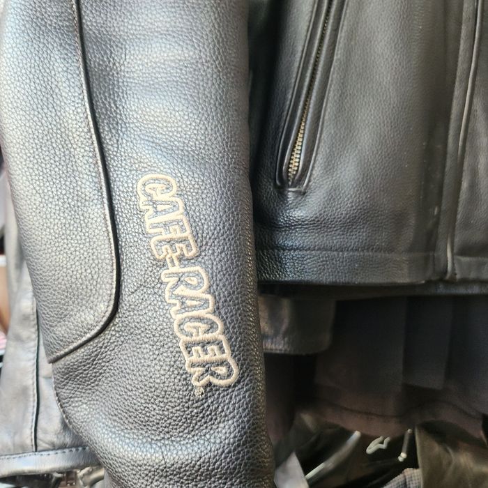 "Cafe Racer" кожено мото яке.