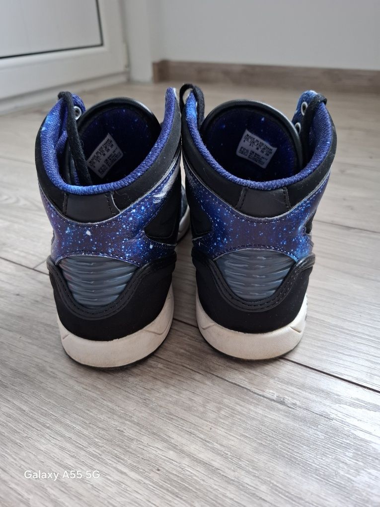 Оригинални кецове Adidas 36 номер