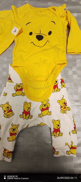 Set H&M universal, atât pt fetițe cât și pt băieți, mărimea 56,