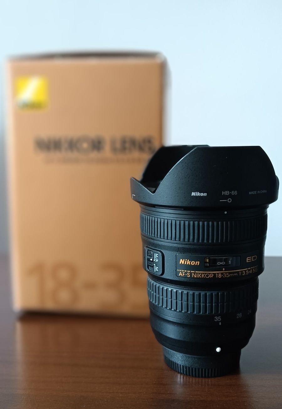 Obiectiv Nikon AF- S 18-35 mm f: 3.5-4.5G