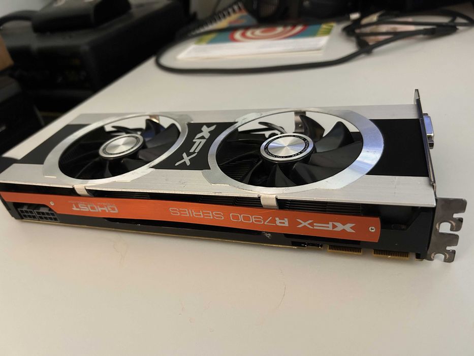 XFX AMD Radeon HD 7970 3 GB PCI-E