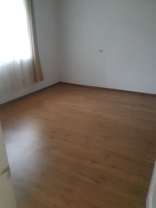 Casă cu teren generos,cartierul Florilor,ideală pt locuință/investiții