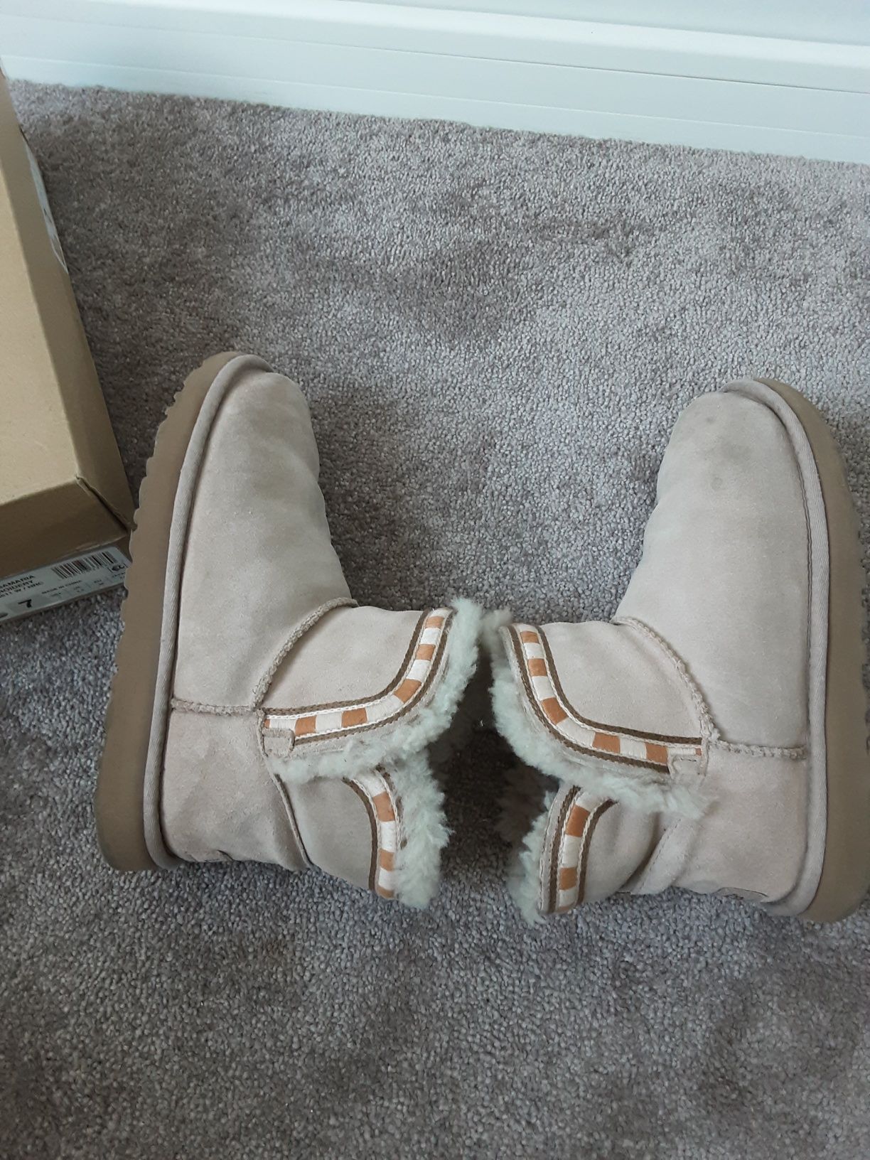 Оригинални дамски боти UGG Естествена кожа /38 номер