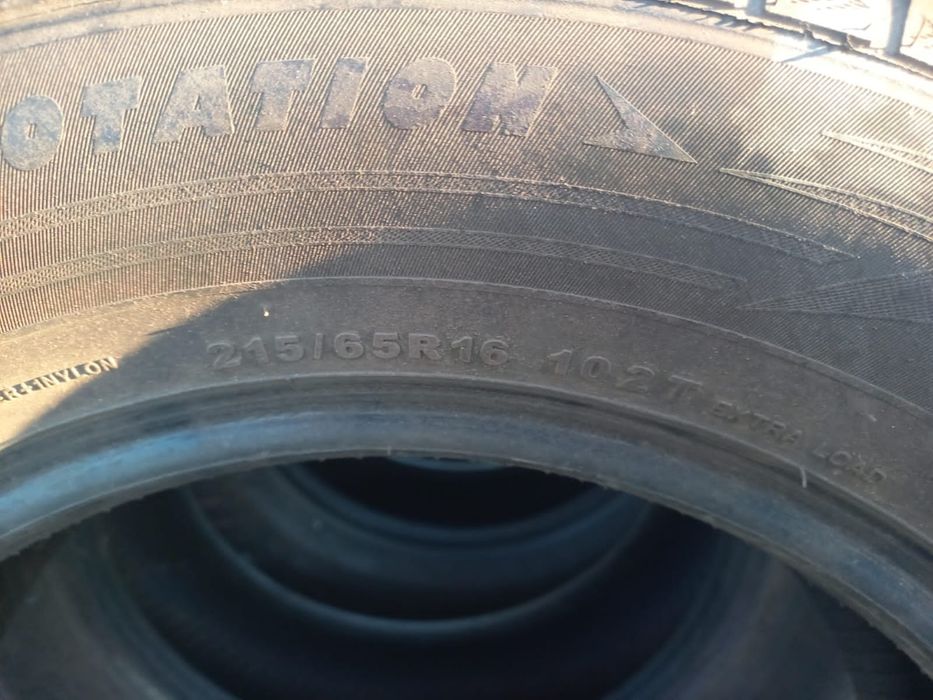 Продам шины 215.65.Р16