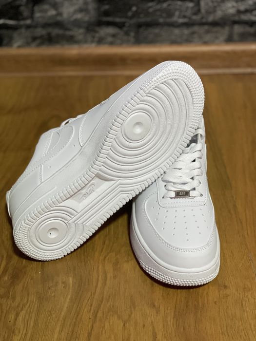 Adidasi Nike Air Force 1
