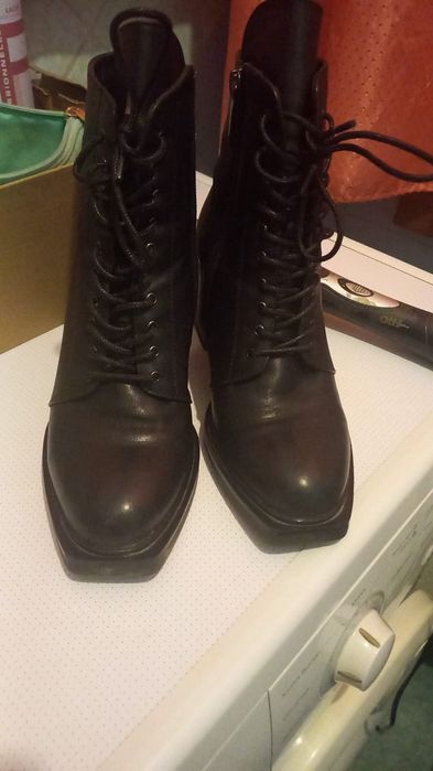 Ботинки демисезонные