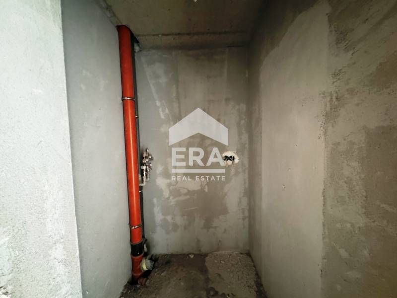 Продава се Тристаен апартамент в Русе, Цветница - 117 кв.м за 1547 €/кв.м - Снимка #7