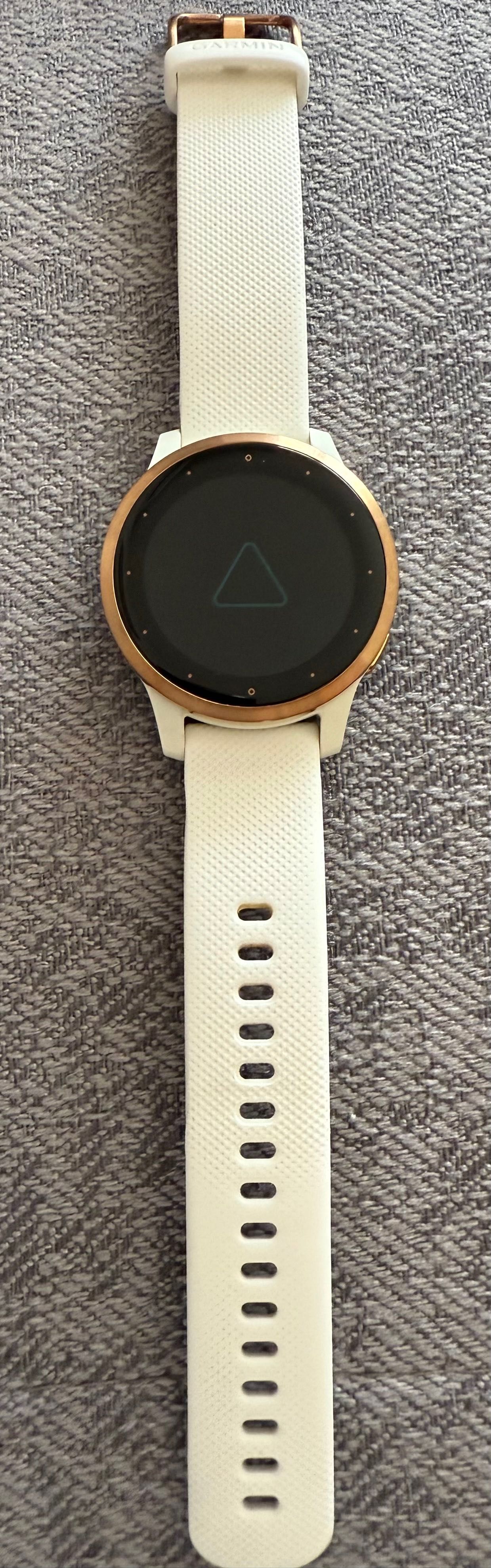 Продавам Гармин Vivoactive4S