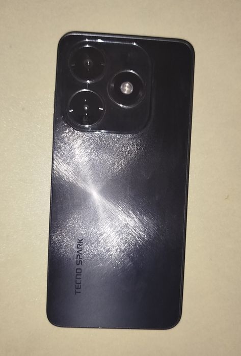Tecno spark  20 B/Y