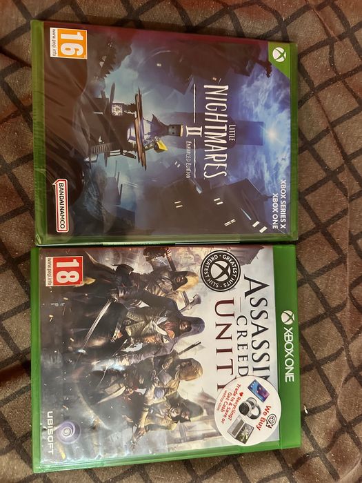 Продават се игрите от снимката