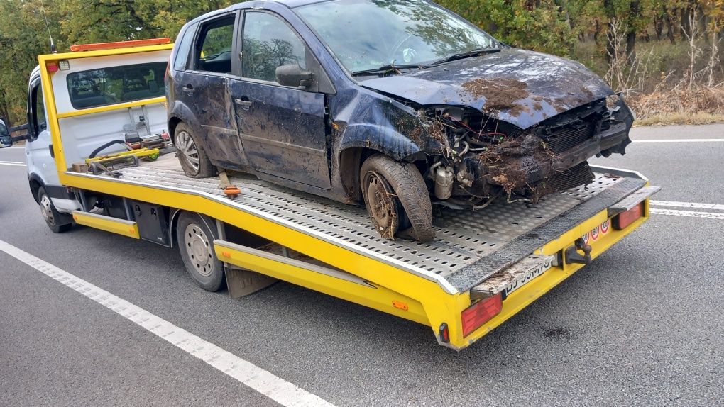 Tractari auto non stop platforma