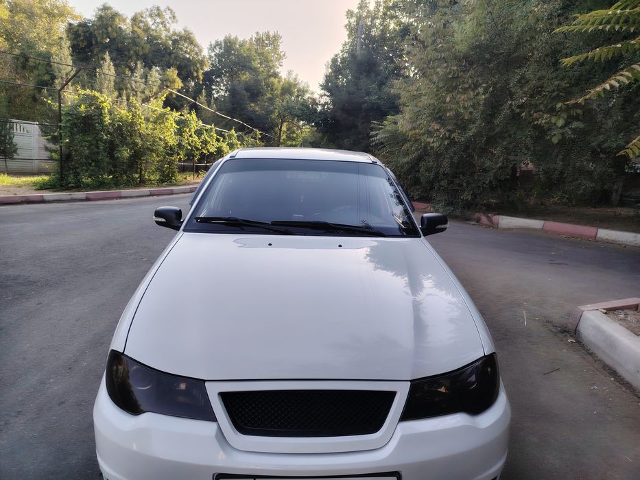 продается Nexia 2 в отличном состоянии