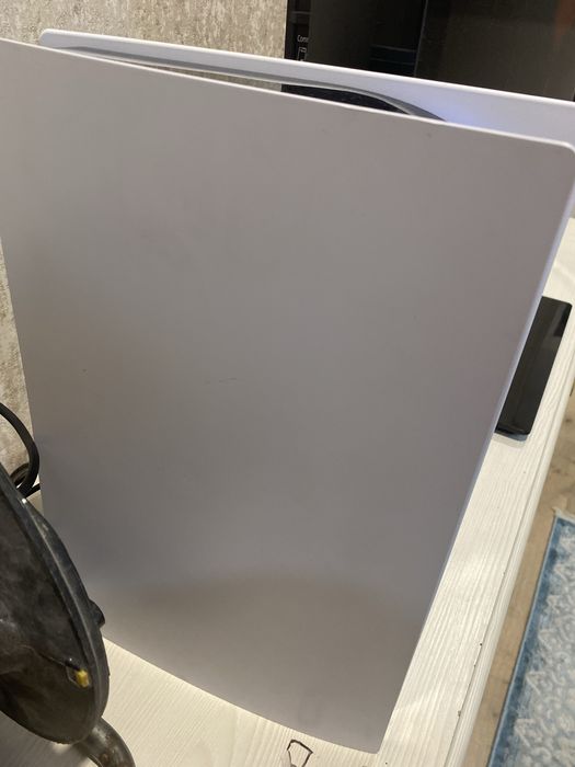 Продам ps 5 825 гб