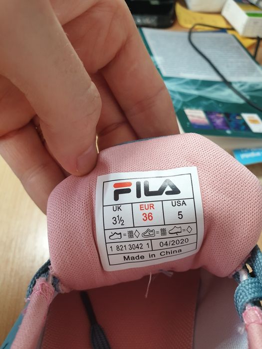 Vand adidași FILA - 36