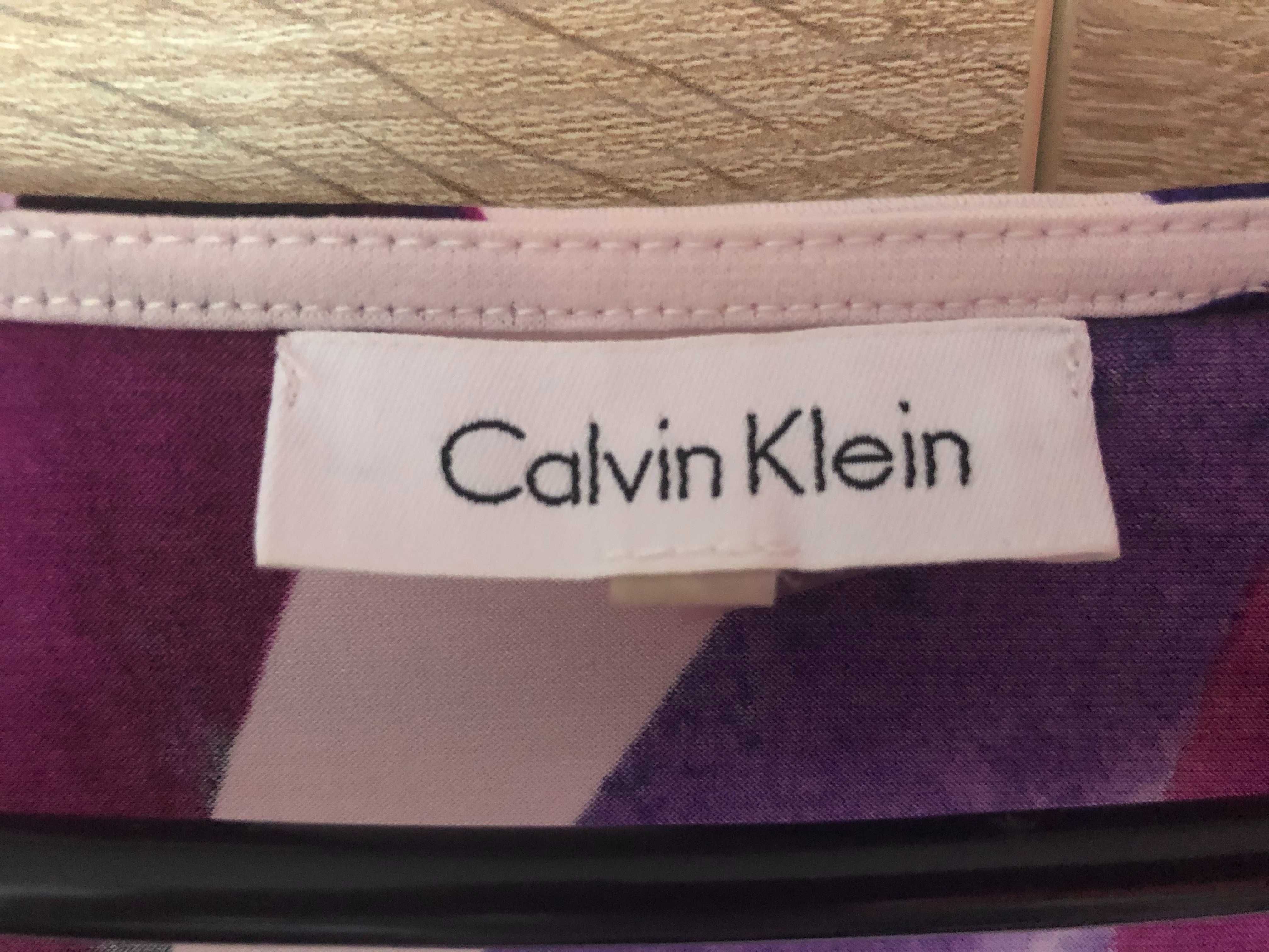 Блуза марка Calvin Klein, M размер