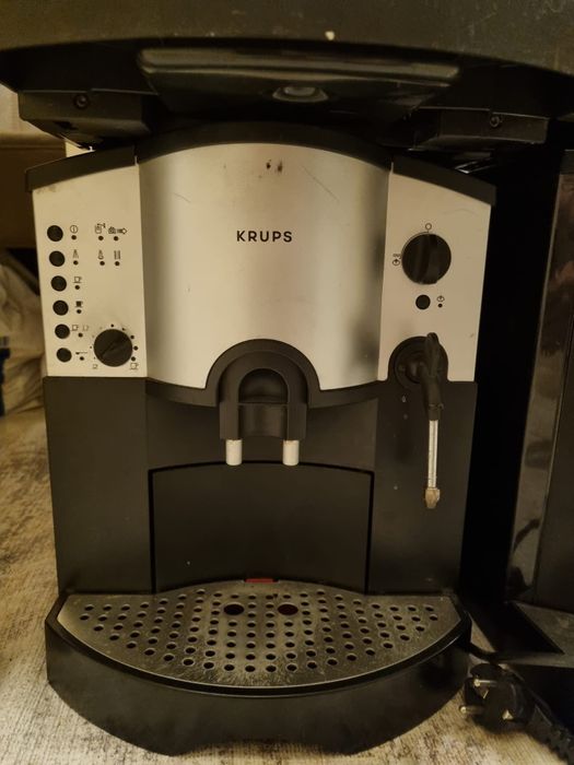 Expresoare marca AEG, JURA, SAECO, KRUPS