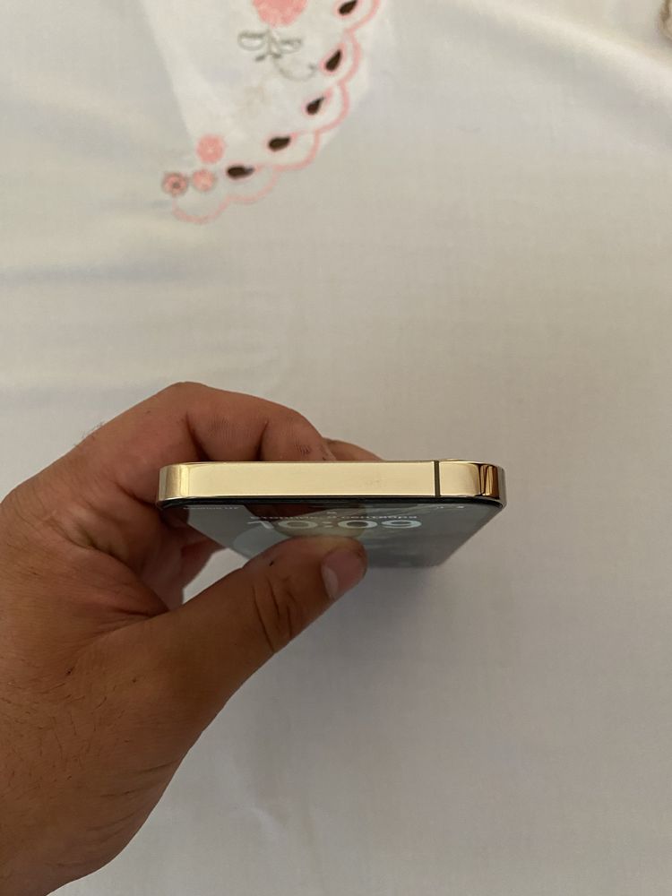 iphone.    12pro