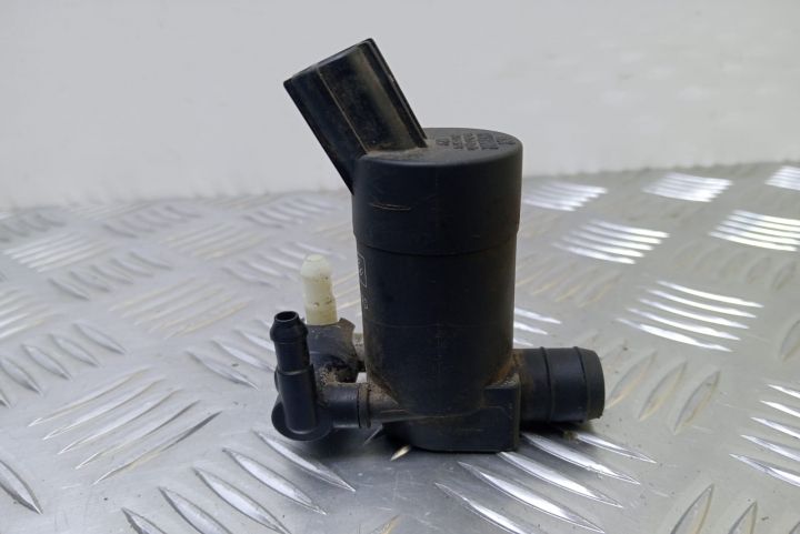 Pompa apa parbriz 1S71-17K624-FD Ford C-Max prima generatie