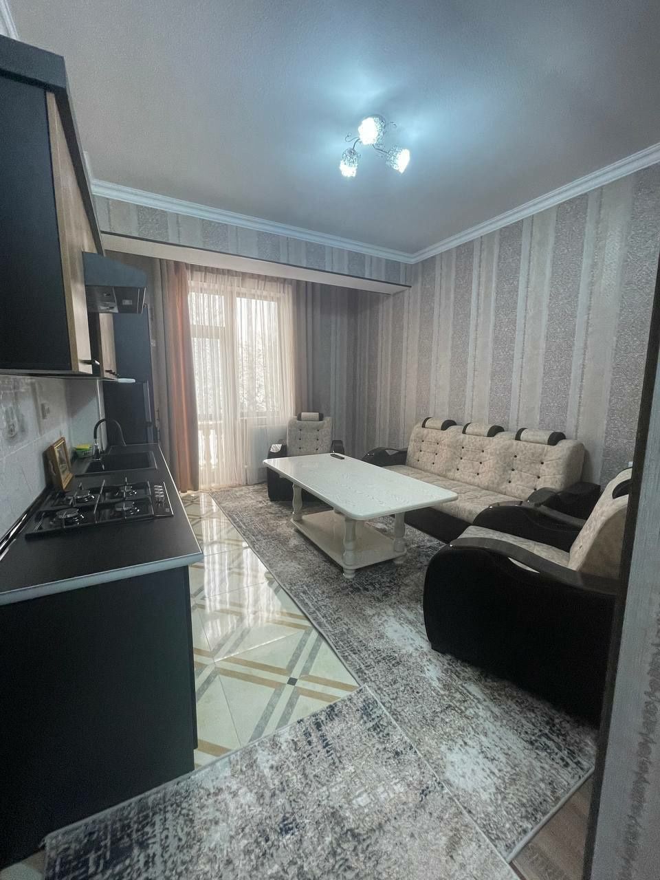 Узбекистанская Сдаётся  2-х комнатная квартира люкс