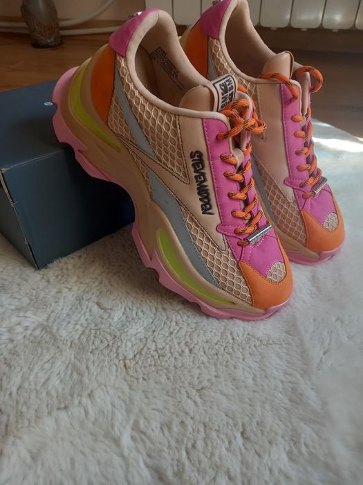 Дамски сникърси Steve Madden 39 номер