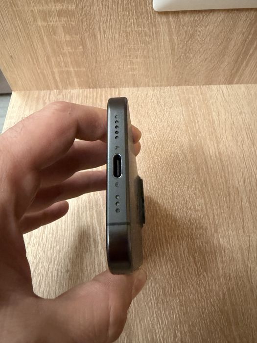 Iphone 15 Pro - Garantie + Factura Altex