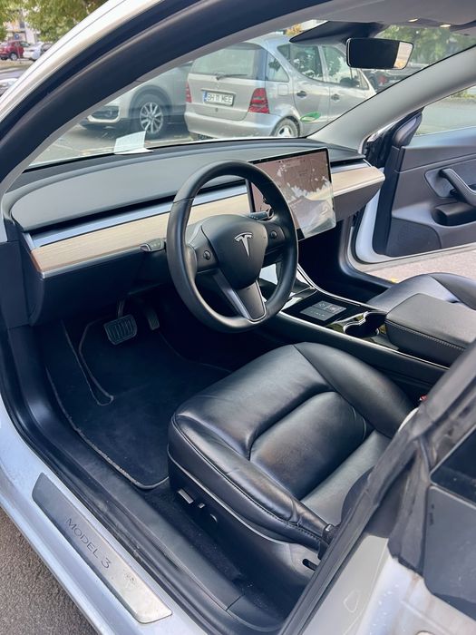 Tesla Model 3 Dual Motor Long Range 75 kwh