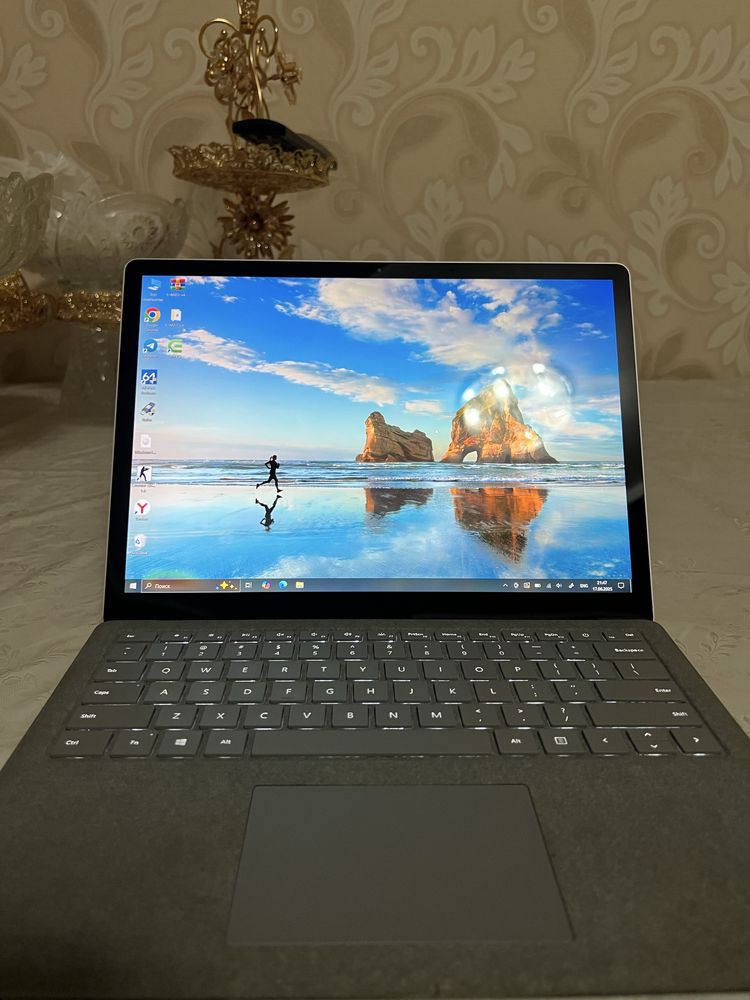 Microsoft surface laptop 16/1TB i7