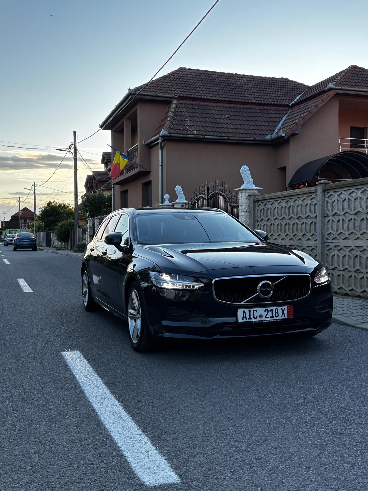Volvo V90 cross 4x4  accept variante  la preț real