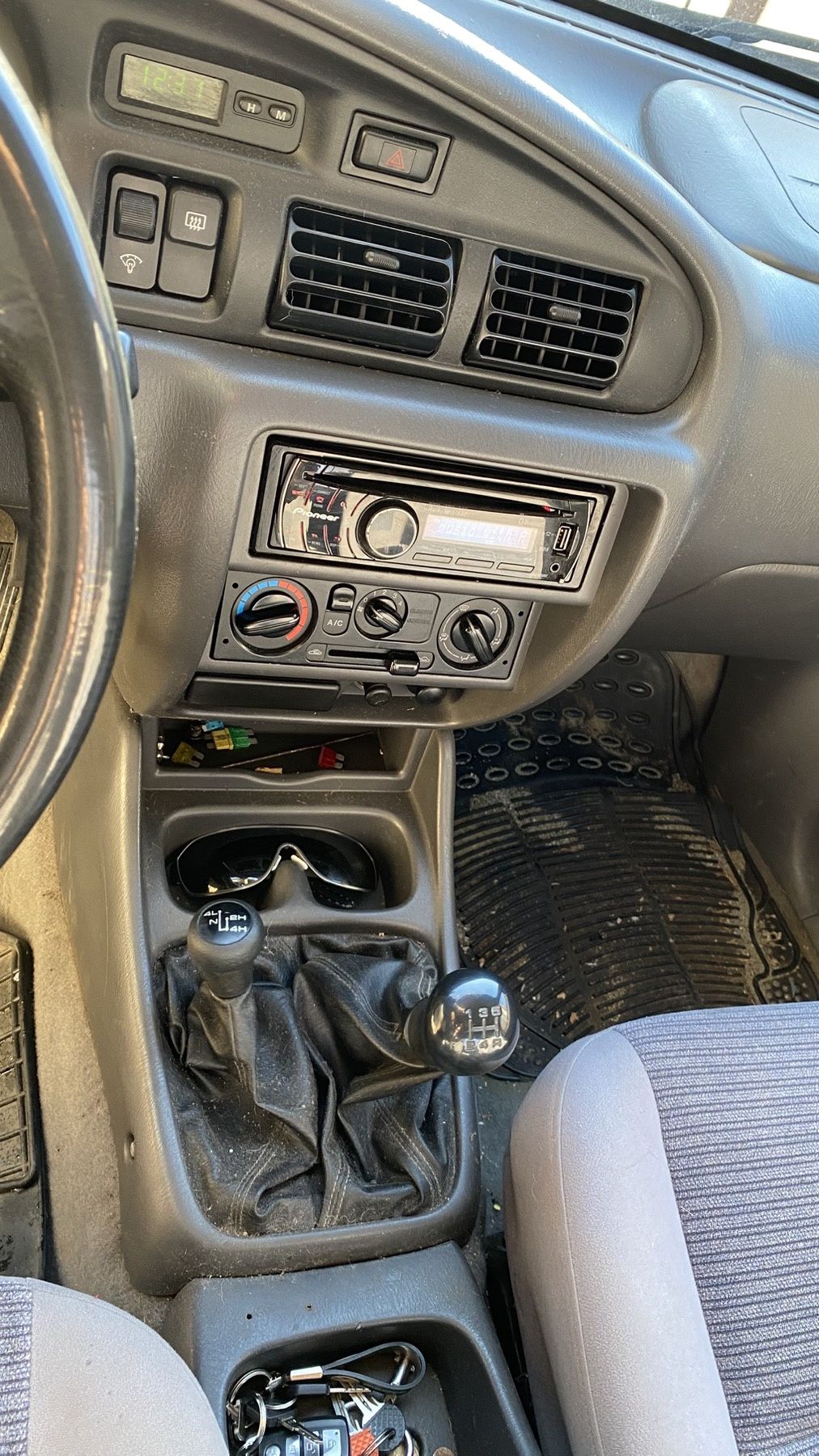 Mazda 2500 пикап