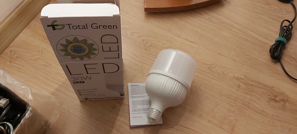 Vand bec LED 30 w nou la cutie