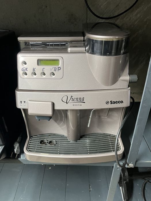 Vand aparat de cafea saeco