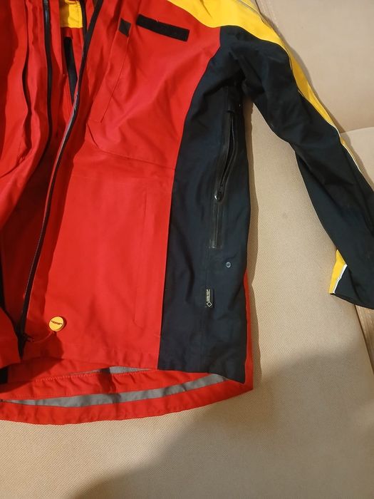 Geaca +jachetă inscripționate DHL mărimea M