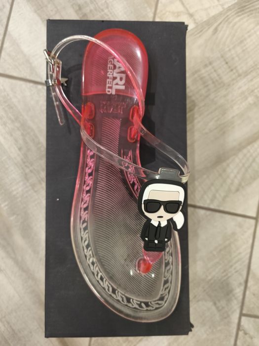 Оригинални сандали Karl Lagerfeld, в отлично състояние
