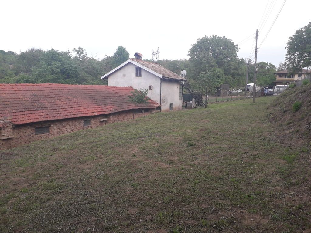 Продавам къща в Русе