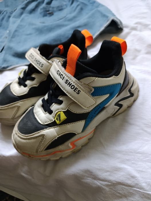 Детская обувь на девочку