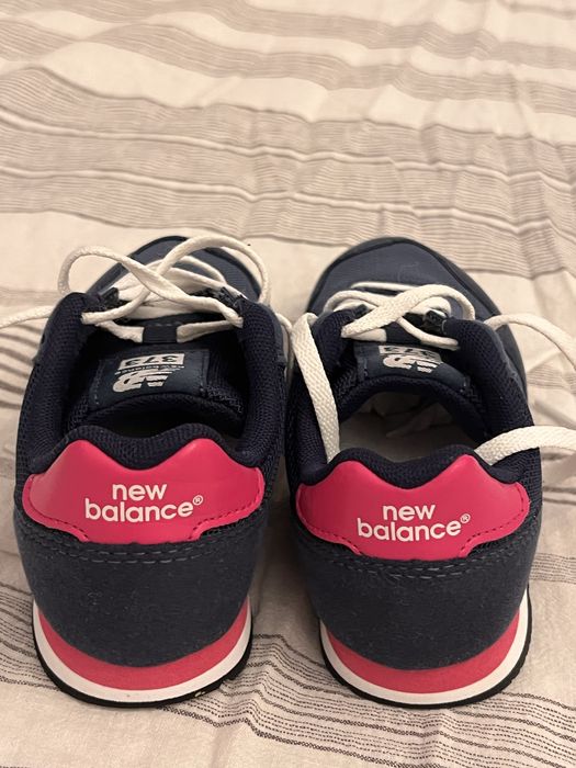 Adidasi New Balance masura 29 noi