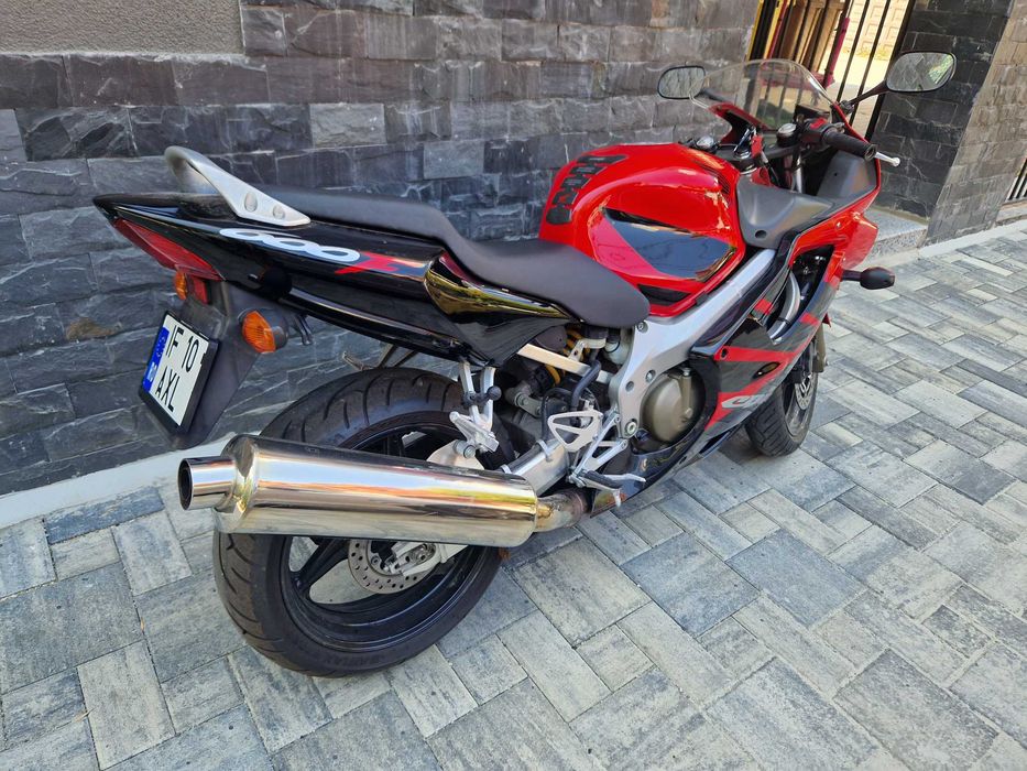 Honda CBR 600 F4i sau schimb cu touring