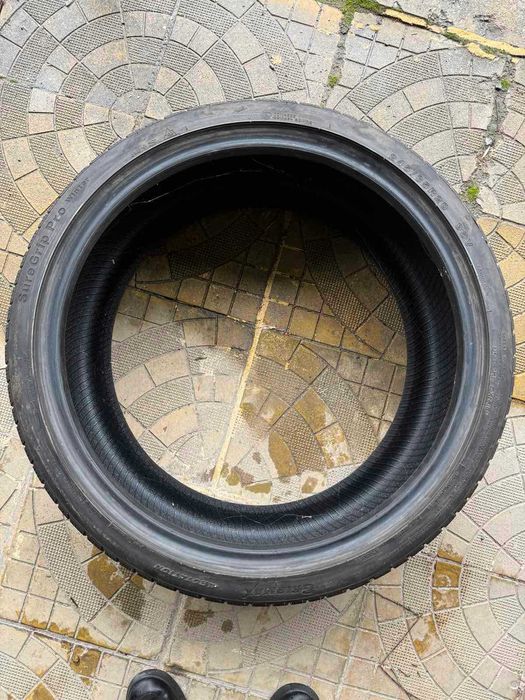 Продавам зимен спорт пакет  GRIPMAX SUREGRIP 245/35/20 и  305/30/R20