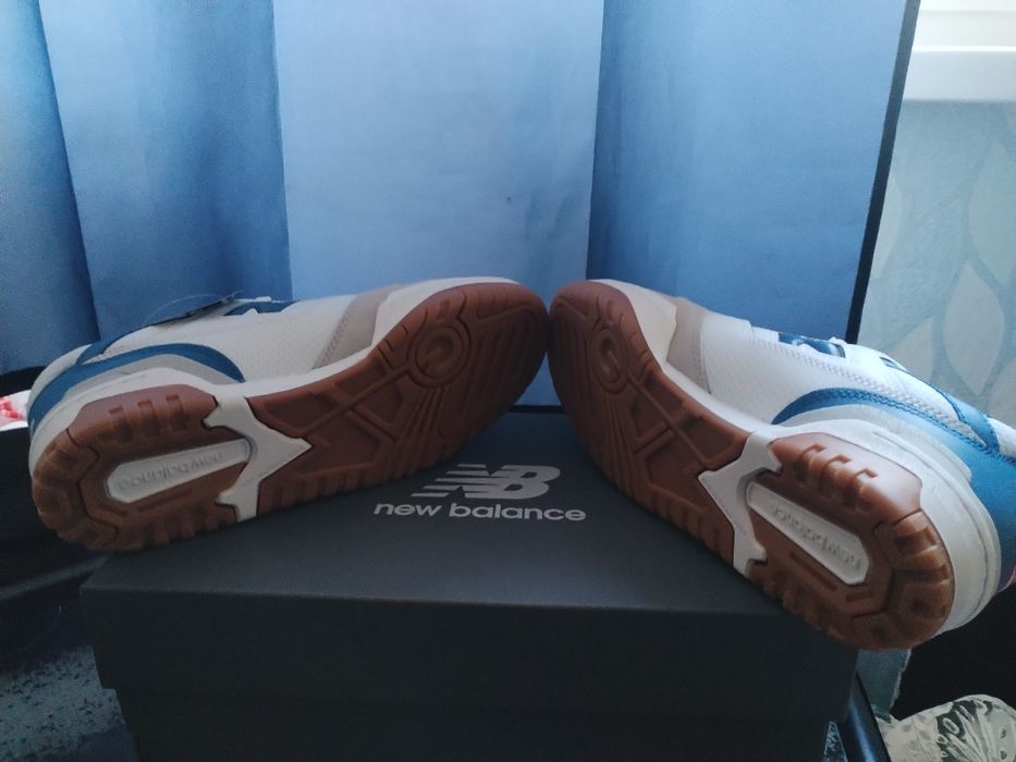 New Balance  42.1/2 номер