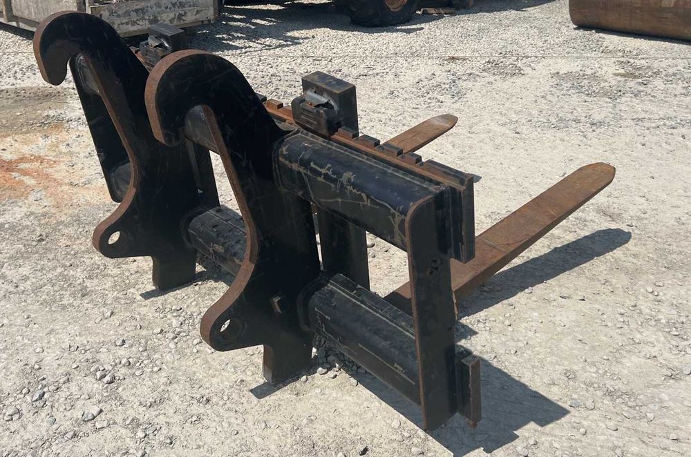 Furci paleti pentru vole incarcatoare frontale originale Caterpillar