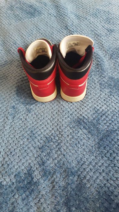 Vand Jordan 1 mid