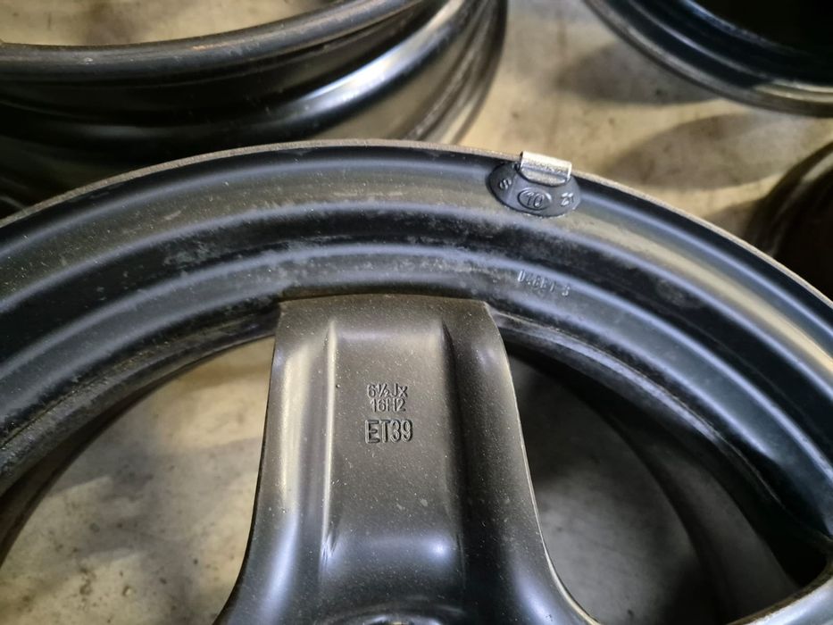 Jante otel structurate Opel Astra H Vectra Zafira B R16 stare buna
